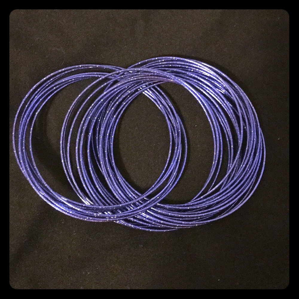 Bangle bracelet